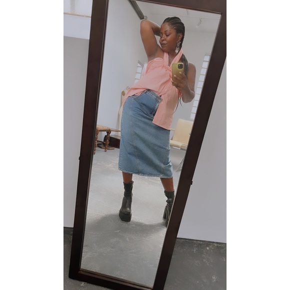 Y2K Low rise denim light wash skirt - Picture 10 of 13